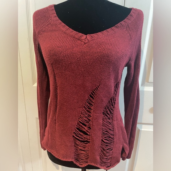 Guess Distressed Sweater w/ Cold Shoulders Size XS - Picture 2 of 9